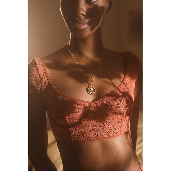 Out From Under Lace Rust Bralette Festival Crop Top Urban Outfitters Sz S - Picture 1 of 6
